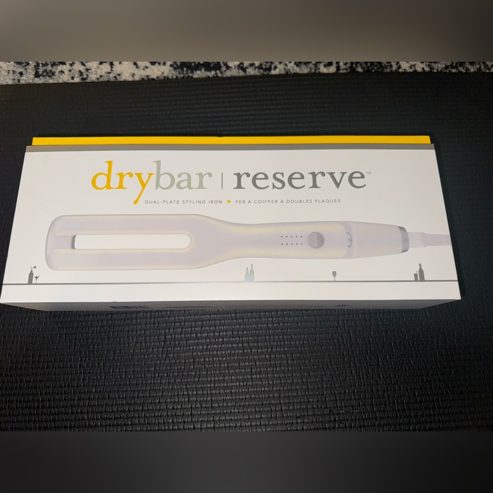 Drybar Reserve Styling Iron in White